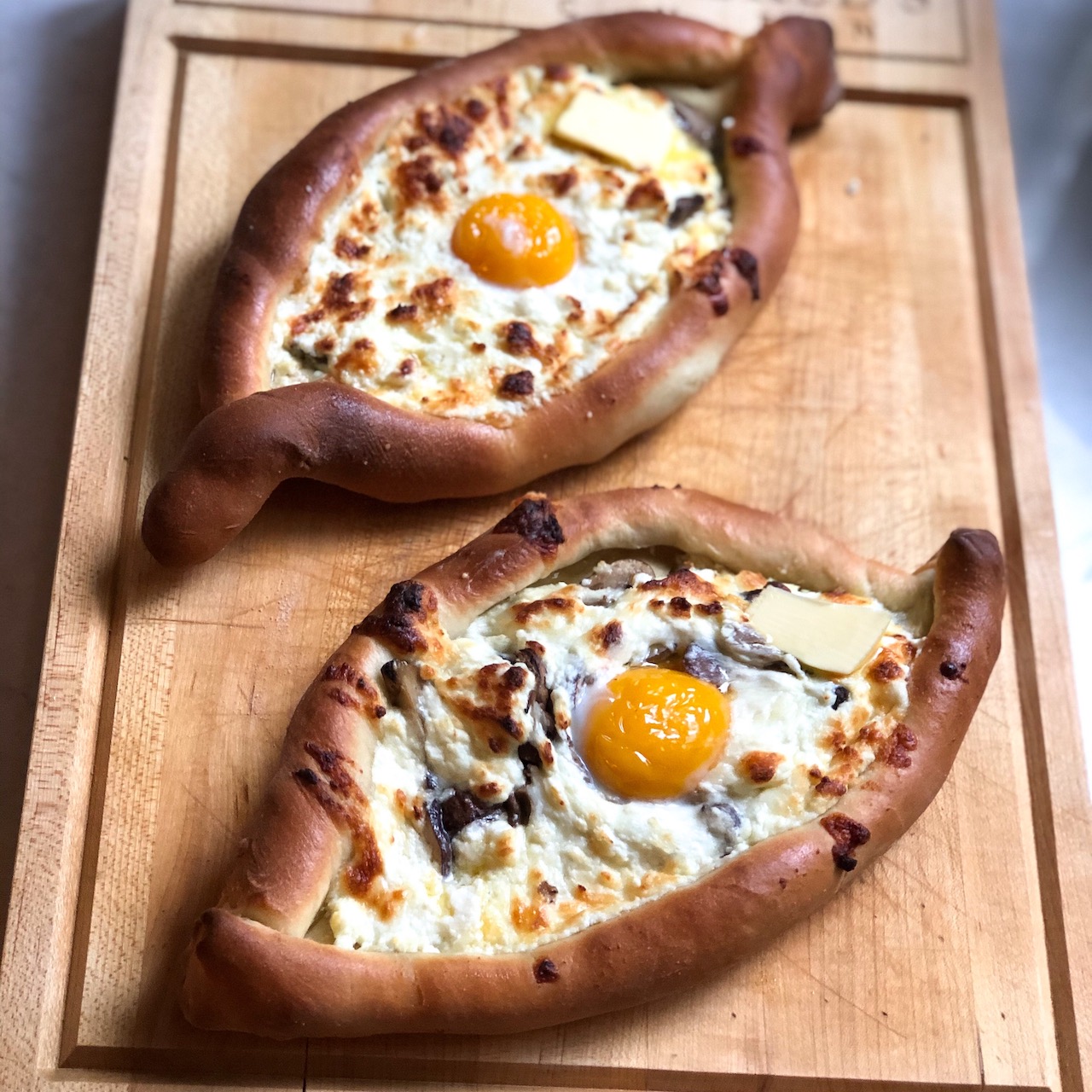 Georgian Cheese And Egg Pastry (Adjaruli Khachapuri) - Vered's Israeli ...